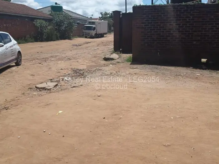 Industrial Stand for Sale in Ruwa, Ruwa