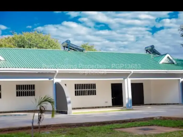 Townhouse/Cluster for Sale in Victoria Falls, Victoria Falls