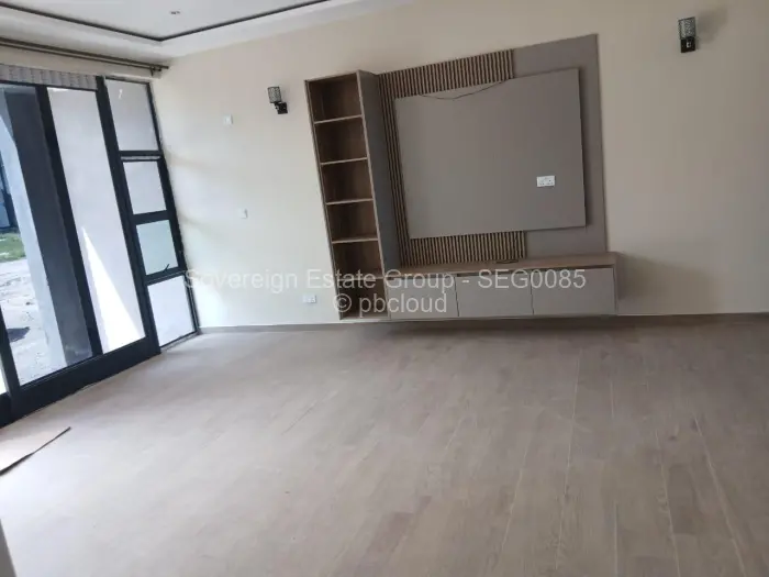 Townhouse/Cluster for Sale in Monavale, Harare