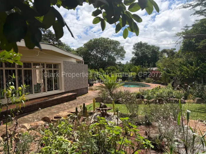 3 Bedroom House for Sale in Burnside, Bulawayo
