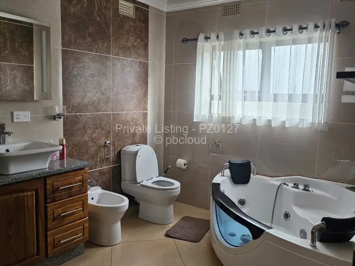 House for Sale in Umwinsidale, Harare