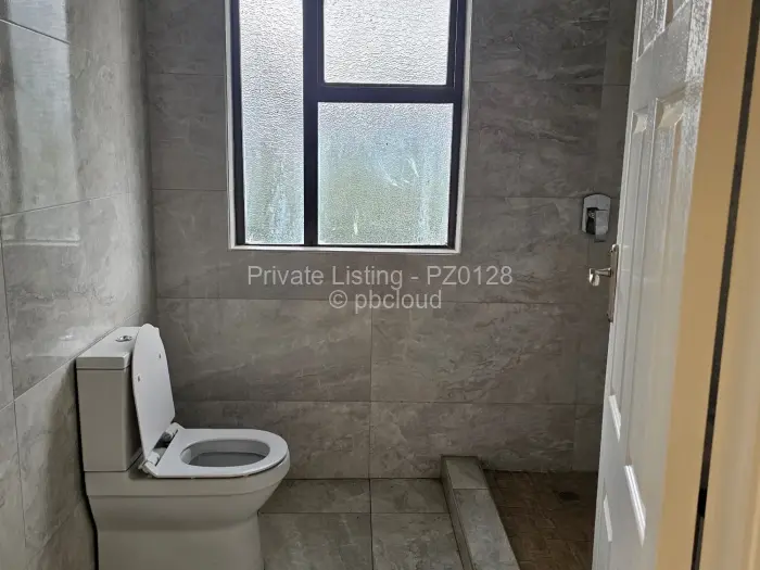 7 Bedroom House for Sale in Quinnington, Harare