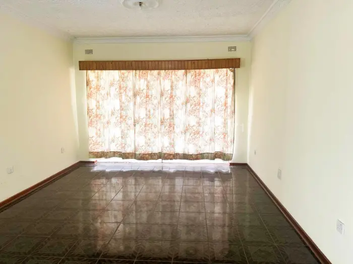 5 Bedroom House to Rent in Borrowdale, Harare