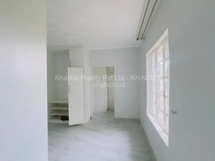 4 Bedroom House to Rent in Mabelreign, Harare