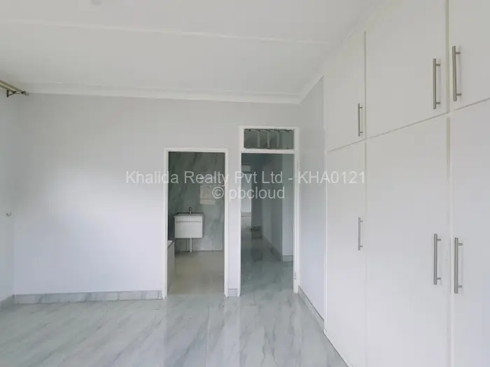 4 Bedroom House to Rent in Mabelreign, Harare