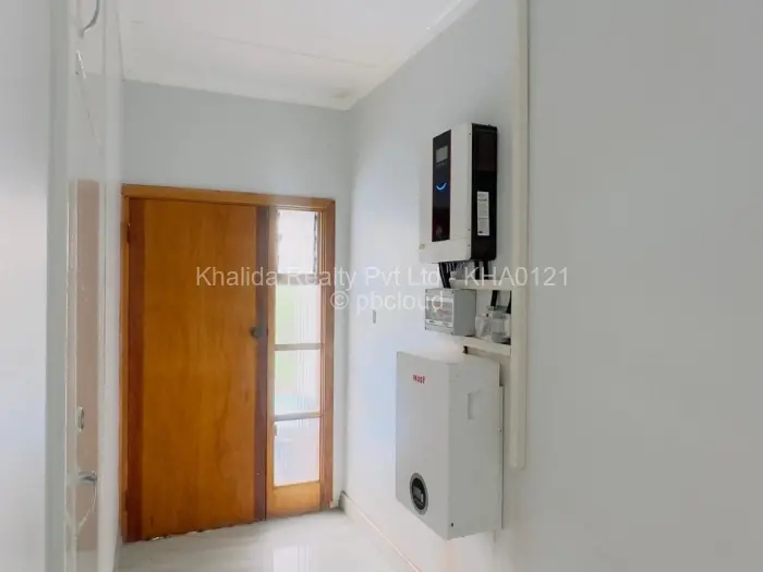 4 Bedroom House to Rent in Mabelreign, Harare