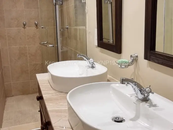 3 Bedroom House for Sale in Nyanga, Nyanga