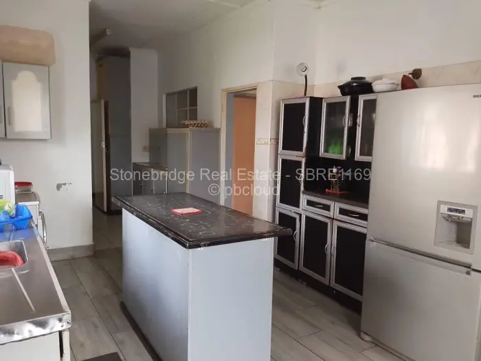 4 Bedroom House for Sale in Riverside North, Bulawayo