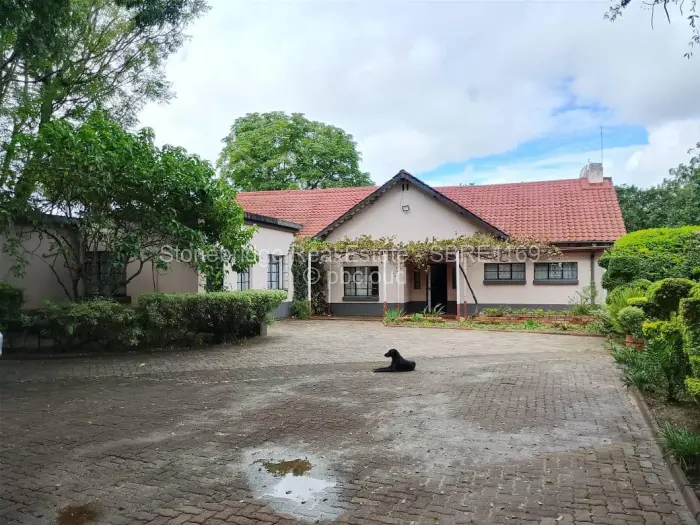 4 Bedroom House for Sale in Riverside North, Bulawayo