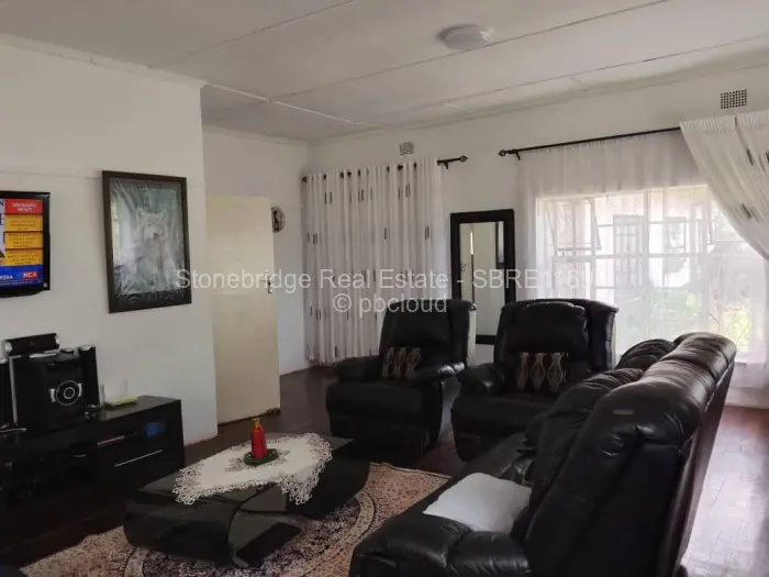 4 Bedroom House for Sale in Riverside North, Bulawayo