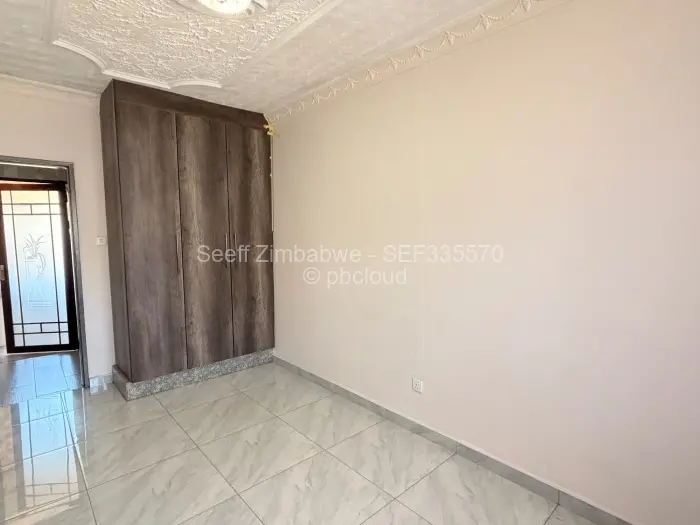 5 Bedroom House for Sale in Ruwa, Ruwa