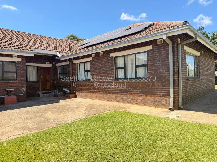 5 Bedroom House for Sale in Ruwa, Ruwa