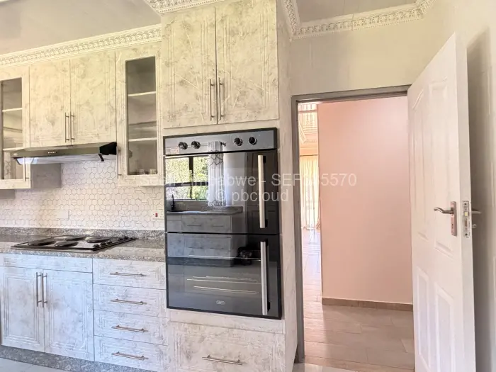 5 Bedroom House for Sale in Ruwa, Ruwa