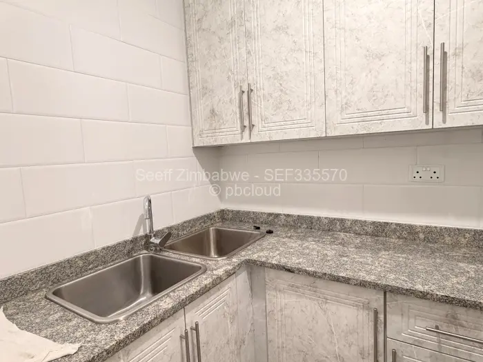 5 Bedroom House for Sale in Ruwa, Ruwa