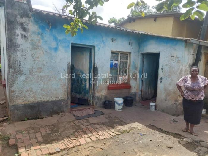 2 Bedroom House for Sale in Mbare, Harare