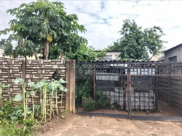 2 Bedroom House for Sale in Mabvuku, Harare