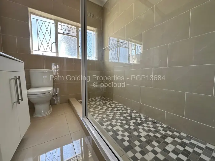 Townhouse/Cluster to Rent in Greendale, Harare