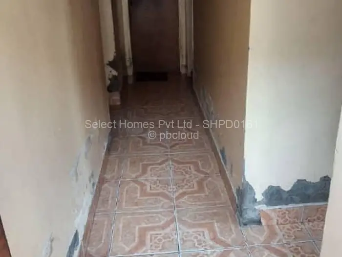 4 Bedroom House for Sale in Chitungwiza, Chitungwiza