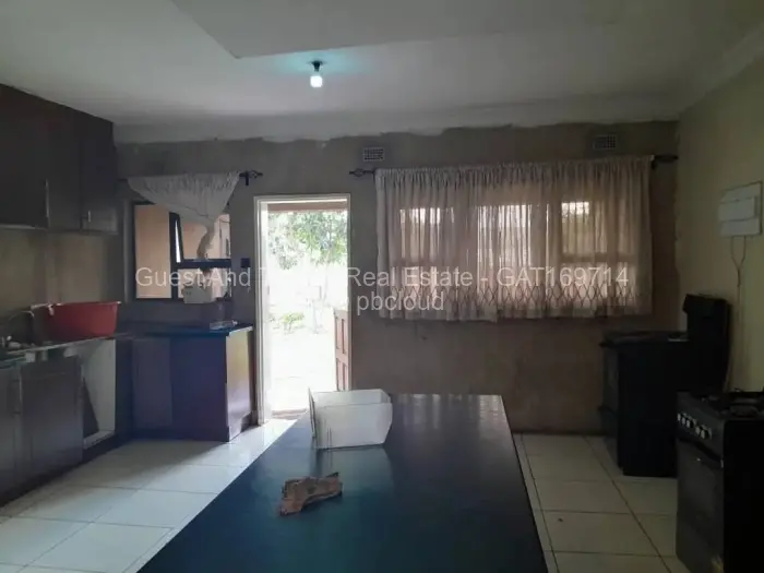 Other Commercial to Rent in Highlands