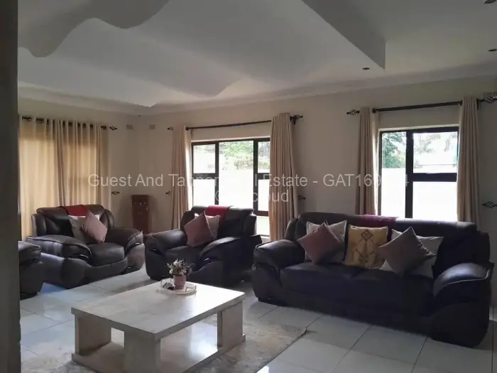 Other Commercial to Rent in Highlands