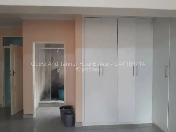 Other Commercial to Rent in Highlands