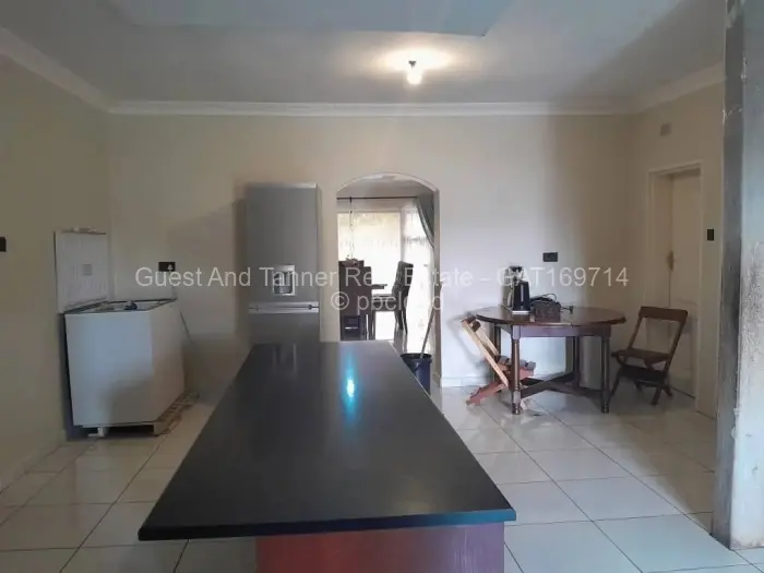 Other Commercial to Rent in Highlands