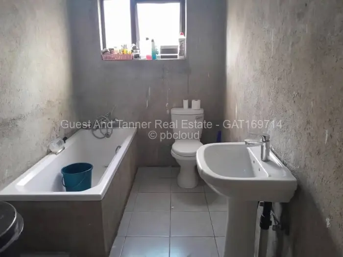 Other Commercial to Rent in Highlands