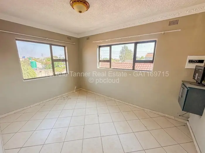 5 Bedroom House to Rent in Goodhope, Harare