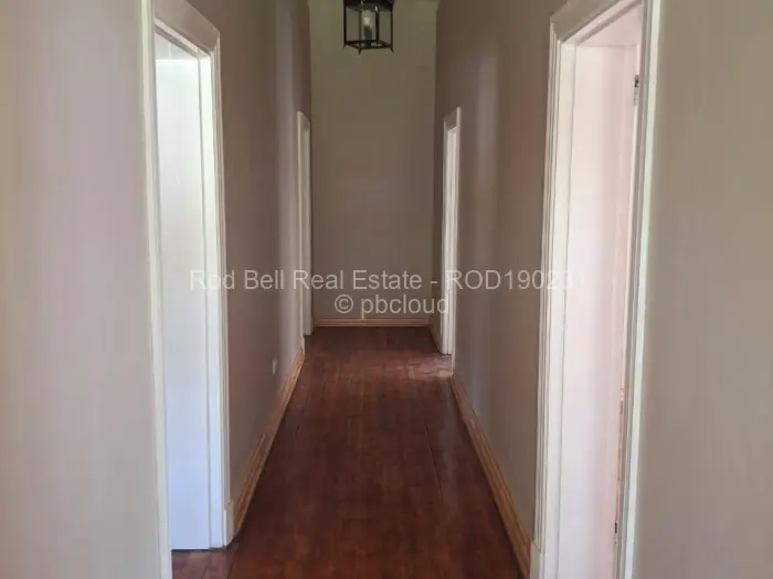 Office to Rent in Newlands