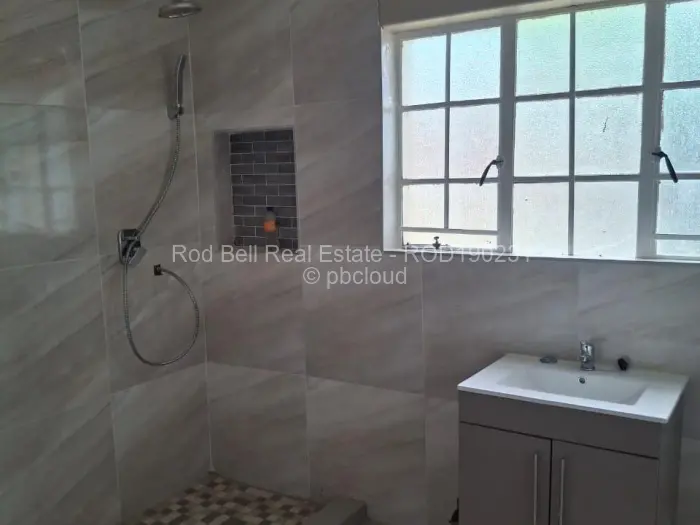 Office to Rent in Newlands