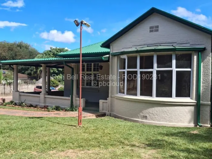 Office to Rent in Newlands