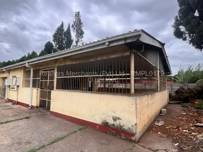 Warehouse/Industrial to Rent in Hatfield