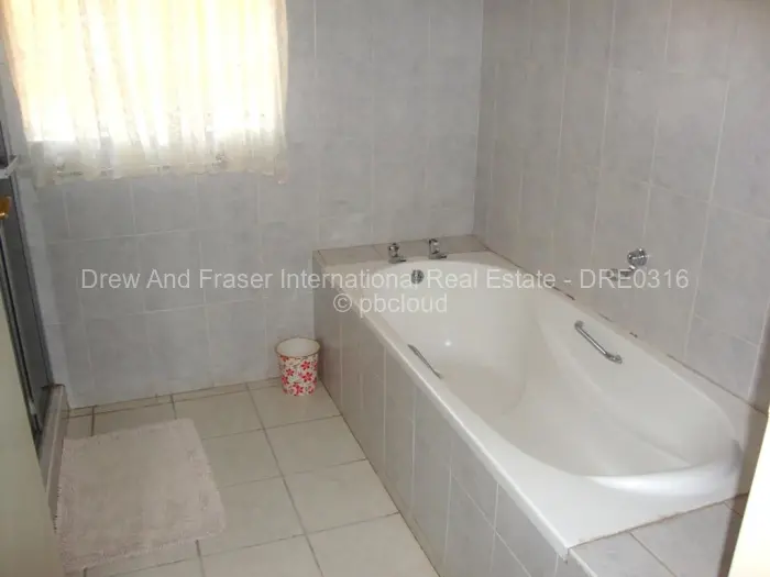 Townhouse/Cluster to Rent in Borrowdale