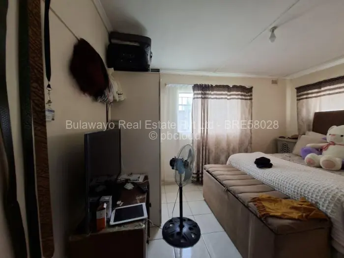 3 Bedroom House for Sale in Woodlands, Bulawayo