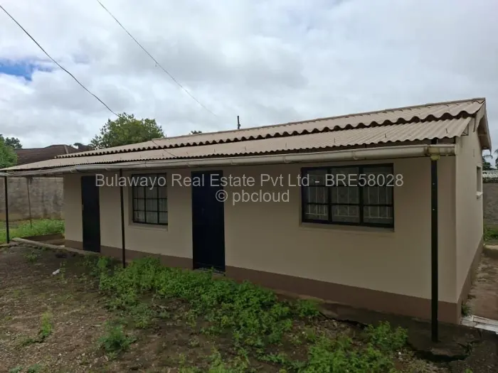 3 Bedroom House for Sale in Woodlands, Bulawayo