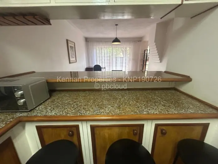 Townhouse/Cluster to Rent in Newlands, Harare