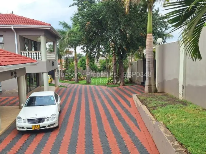 6 Bedroom House for Sale in Pomona, Harare