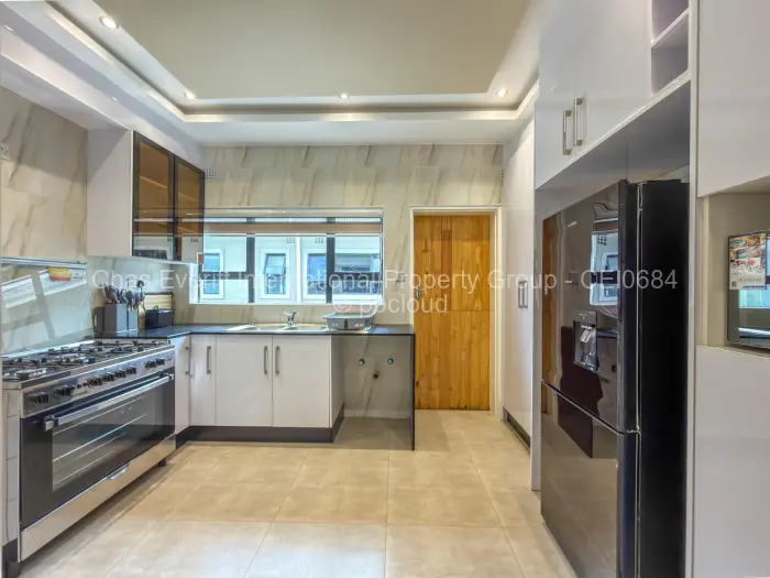 Townhouse/Cluster for Sale in Buena Vista, Bulawayo