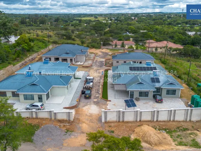 Townhouse/Cluster for Sale in Buena Vista, Bulawayo