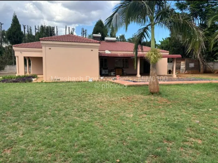 4 Bedroom House for Sale in Helensvale, Harare