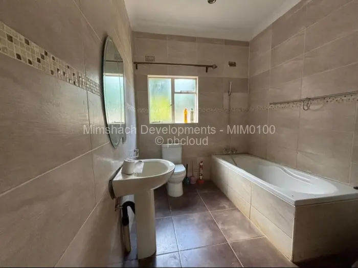 4 Bedroom House for Sale in Helensvale, Harare