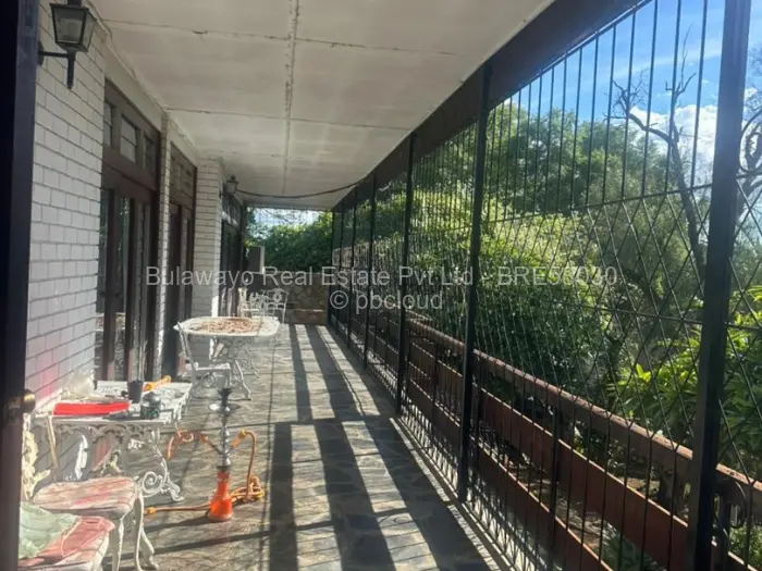 4 Bedroom House for Sale in Burnside, Bulawayo