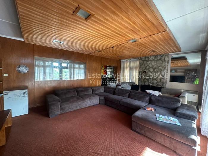 4 Bedroom House for Sale in Burnside, Bulawayo