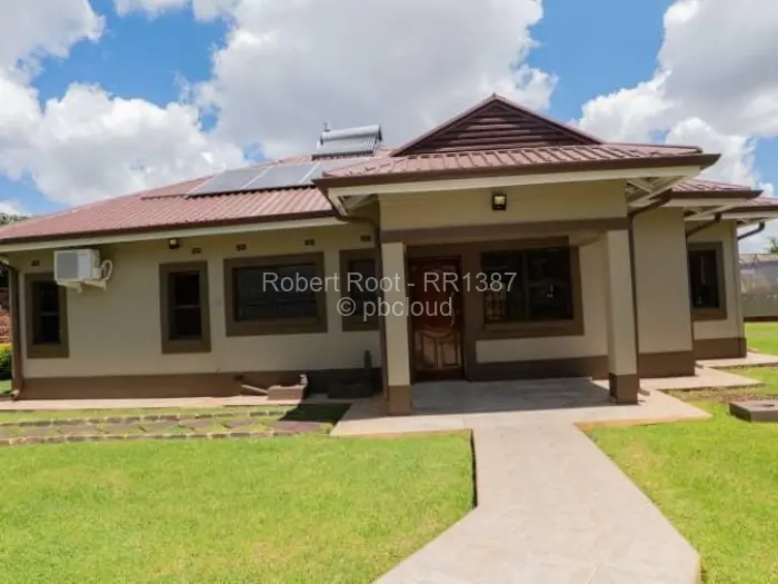 4 Bedroom House for Sale in Mabelreign, Harare
