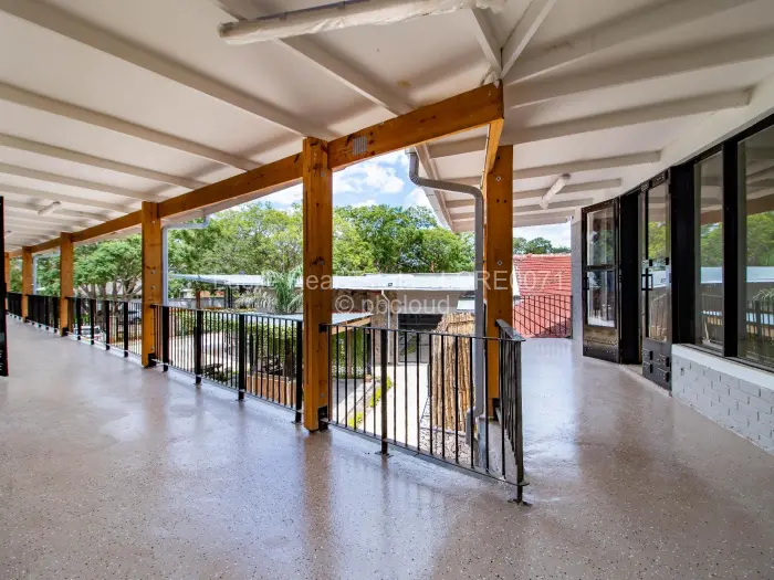 Retail/Shop to Rent in Borrowdale West