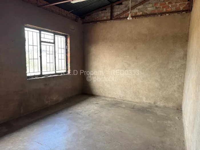 Industrial Stand for Sale in Kelvin, Bulawayo