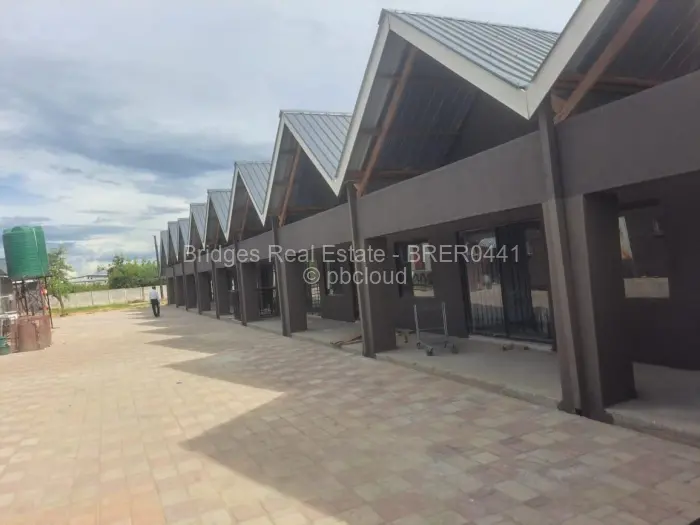 Retail/Shop to Rent in Chitungwiza, Chitungwiza