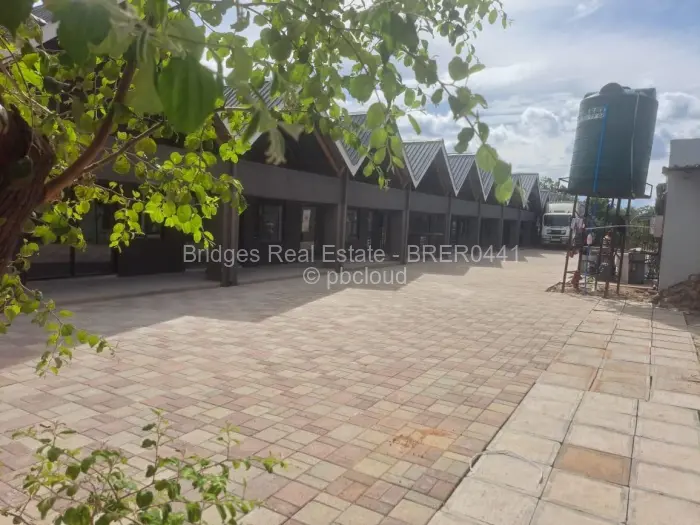 Retail/Shop to Rent in Chitungwiza, Chitungwiza