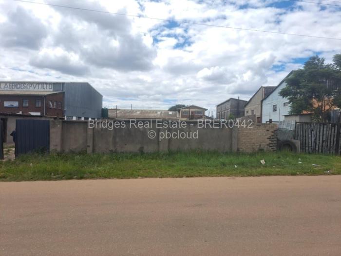 Industrial Stand to Rent in Southerton, Harare