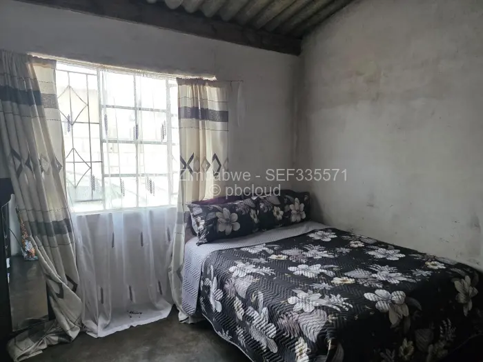 2 Bedroom House for Sale in Emganwini, Bulawayo